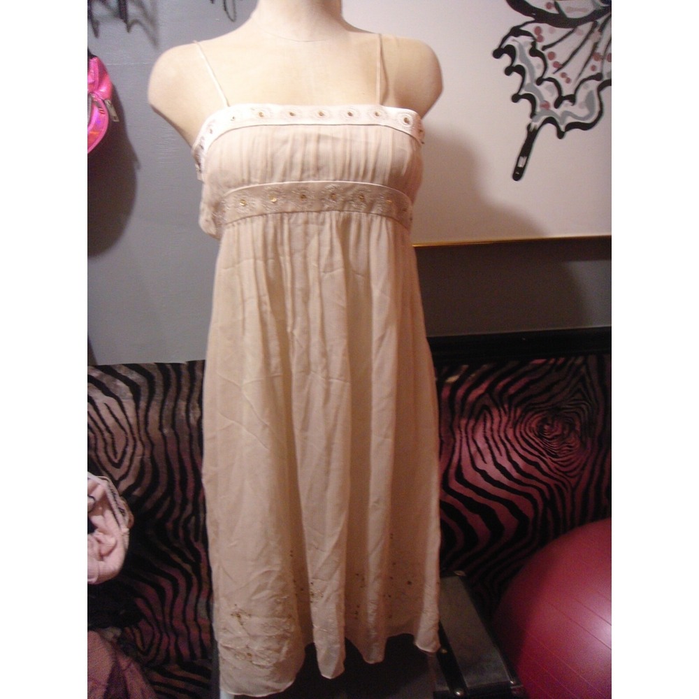 Maggy London size 8 cream dress gold threaded design sequin beaded strapless